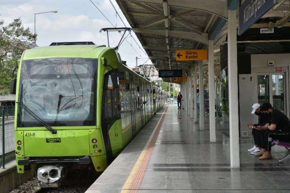 Bursa Kestel'den lise &ouml;ğrencilerine ulaşım m&uuml;jdesi