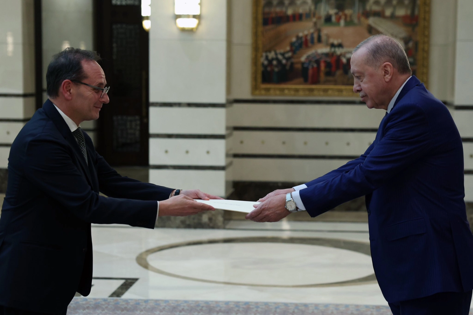 İtalya, Arjantin ve Katar'dan Cumhurbaşkanı Erdoğan'a g&uuml;ven mektubu