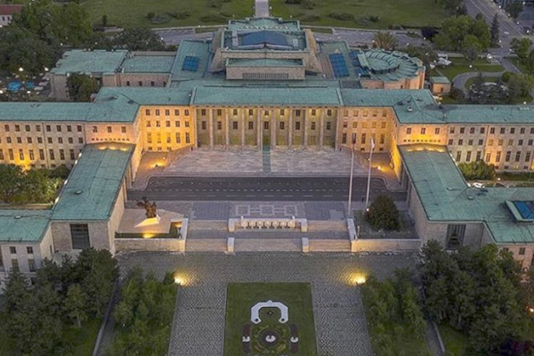 TBMM'de b&uuml;t&ccedil;e mesaisi s&uuml;r&uuml;yor