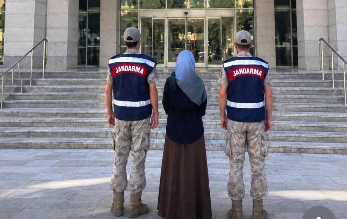 19 Yıl Hapis Cezası Bulunan Firari Hırsız Karak&ouml;pr&uuml;&rsquo;de Yakalandı