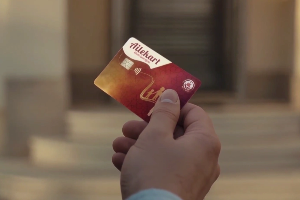 'Aile Kart' ile sosyal yardımlarda yeni dönem... Tüm ödemeler tek kartta