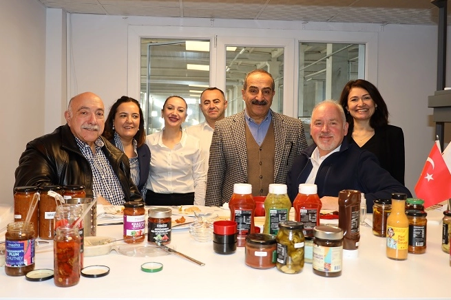 T&uuml;rk gıdaları Amerikalı şeflerin men&uuml;lerinde