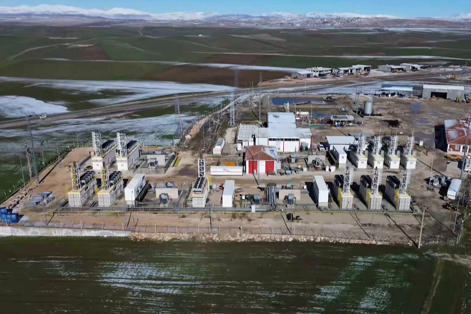 Diyarbakır'da doğal gazdan elektrik &uuml;retimi başladı... 50 bin haneye yetecek kapasite