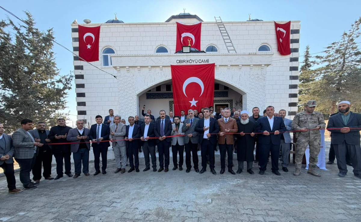 CIBIR MAHALLE CAMİİ YENİDEN İBADETE AÇILDI