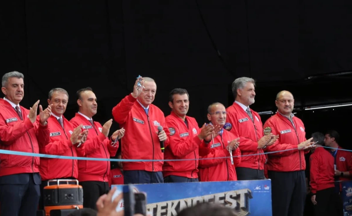 CUMHURBAŞKANI ERDOĞAN, ŞANLIURFA BİLİM MERKEZİ&rsquo;NİN A&Ccedil;ILIŞINI GER&Ccedil;EKLEŞTİRDİ