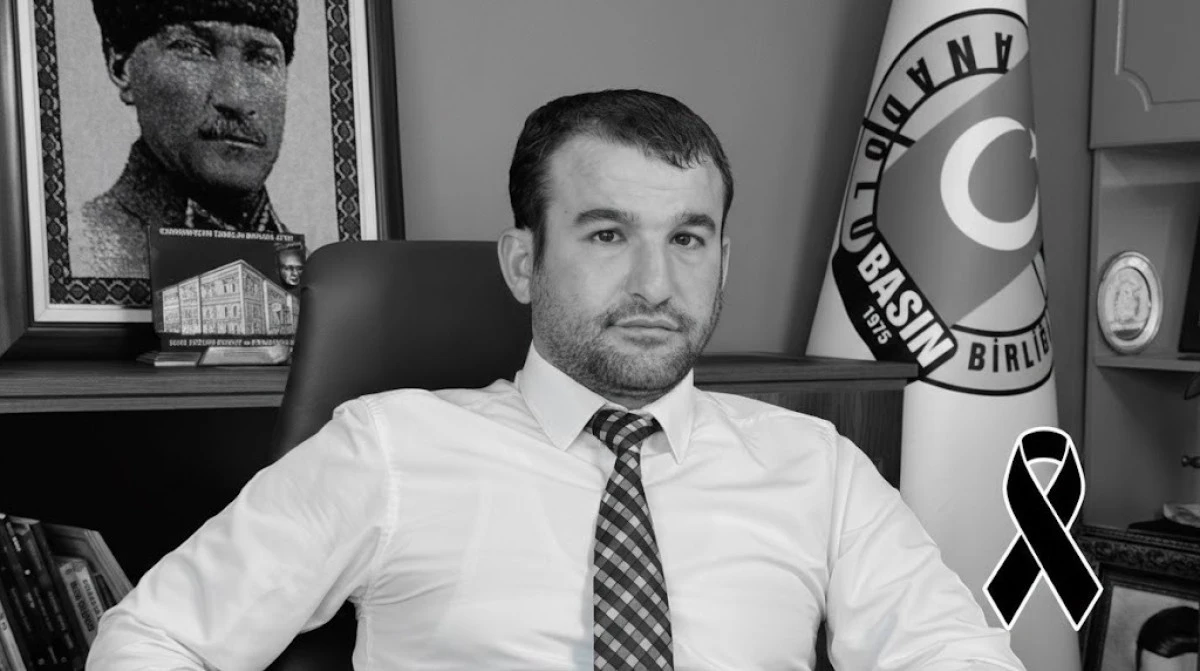 Gazeteci Abdulkadir Şanlı&rsquo;nın Acı Kaybı: Halasını Son Yolculuğuna Uğurluyor