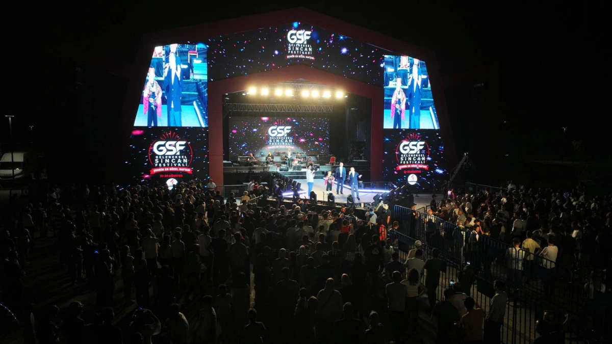 GELENEKSEL SİNCAN YAZ FESTİVALİ&rsquo;NDE ANKARALILAR GECESİ COŞKUSU 