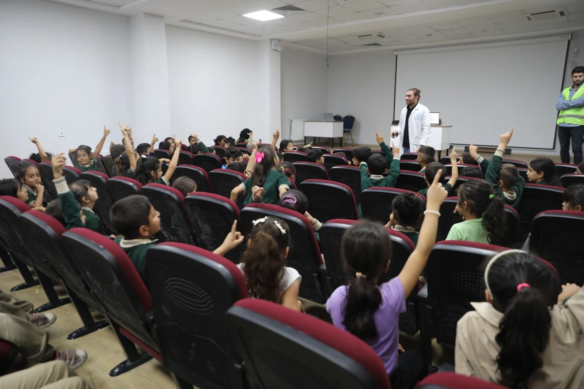 HALİLİYE’DE GELECEĞİN TEMİNATI ÇOCUKLARA BİLİNÇLENDİRME EĞİTİMİ