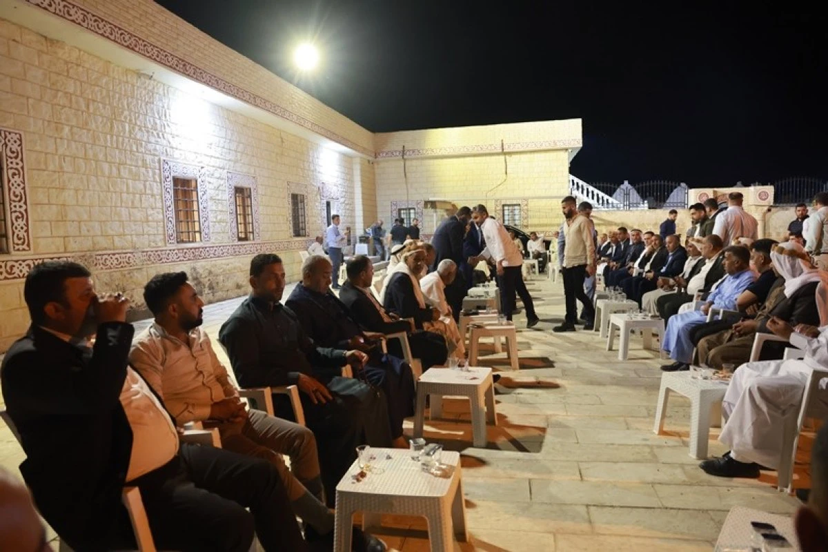 HARRAN'DA G&Ouml;N&Uuml;LLER BİR OLDU: CUMHUR ODASI'NDA BAYRAM SEVİNCİ