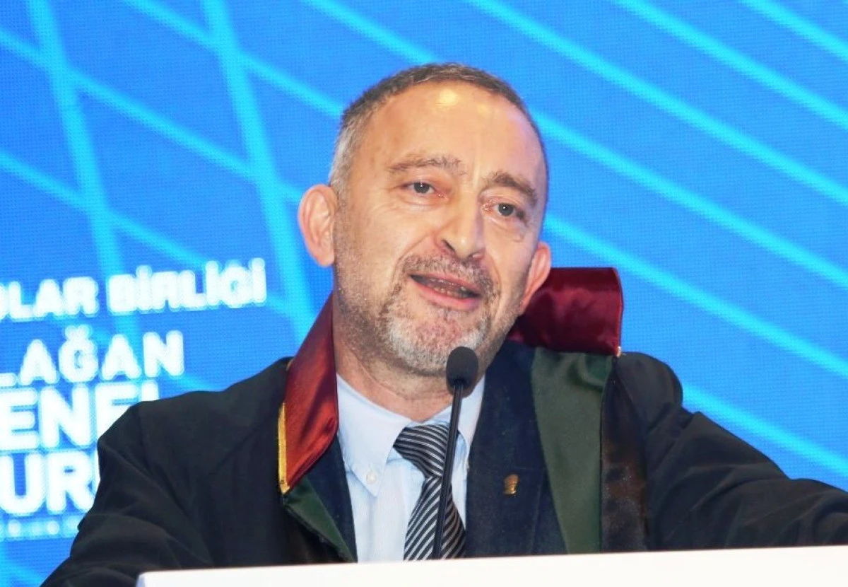 İSTANBUL BAROSU&rsquo;NDA YENİ BAŞKAN &Uuml;MİT KOCASAKAL OLDU