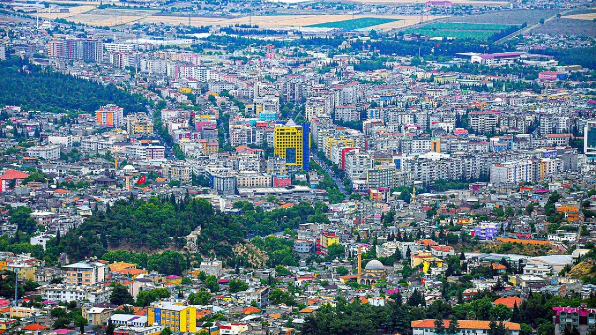 Kahramanmaraş&rsquo;ın G&uuml;ncel Tablosu: Konut, Altyapı ve Ekonomi Hattında &Ccedil;&ouml;z&uuml;m Arayışı