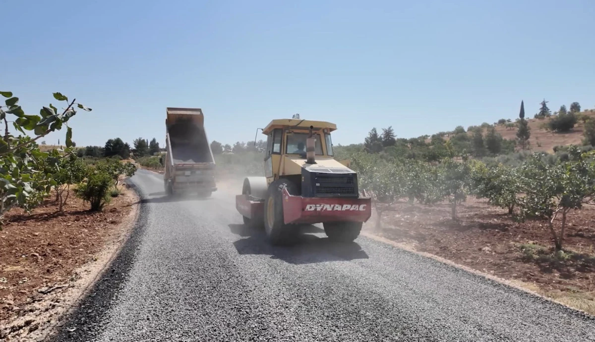 KARAK&Ouml;PR&Uuml; KIRSALINDA 7 KM&rsquo;LİK YOL B&Uuml;Y&Uuml;KŞEHİR&rsquo;LE YENİLENDİ