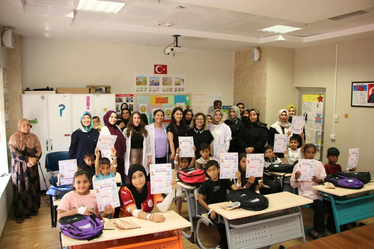 Şanlıurfa Eğitim ve Araştırma Hastanesi&rsquo;nde Tedavi G&ouml;ren &Ccedil;ocuklar İlk Karnelerini Aldı