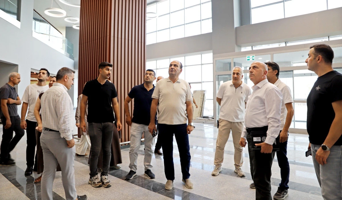 Şanlıurfa Şehir Hastanesi&rsquo;nin A&ccedil;ılış Hazırlıkları Değerlendirildi