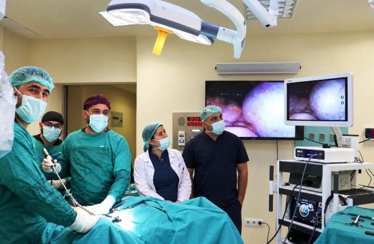 ŞANLIURFA&rsquo;DA 12 SANTİMETRELİK KİTLE ROBOTİK CERRAHİYLE &Ccedil;IKARILDI 