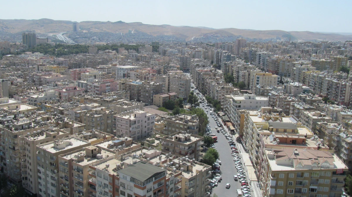Şanlıurfa&rsquo;da Beton Artıyor, Orman Alanları Kuruyup Gidiyor!