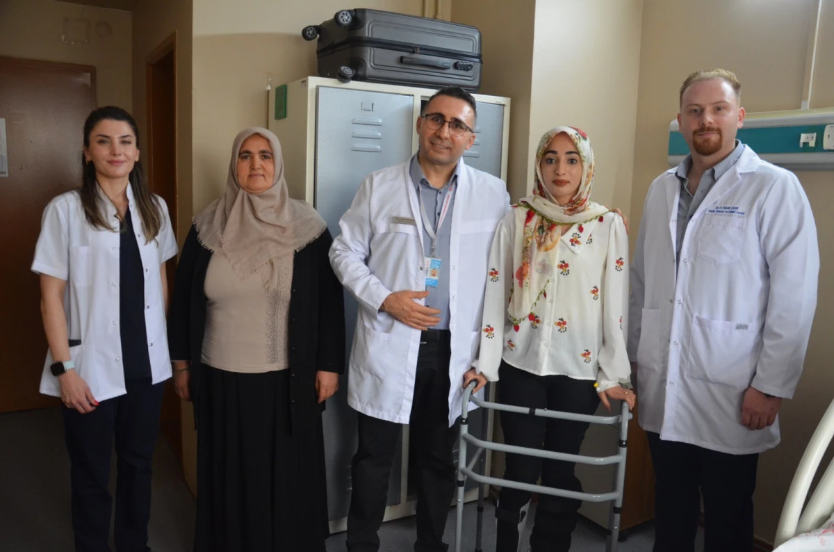 Şanlıurfa&rsquo;da Bir İlk: Gen&ccedil; Hastanın Kal&ccedil;asına Damarlı Kemik Nakli Yapıldı
