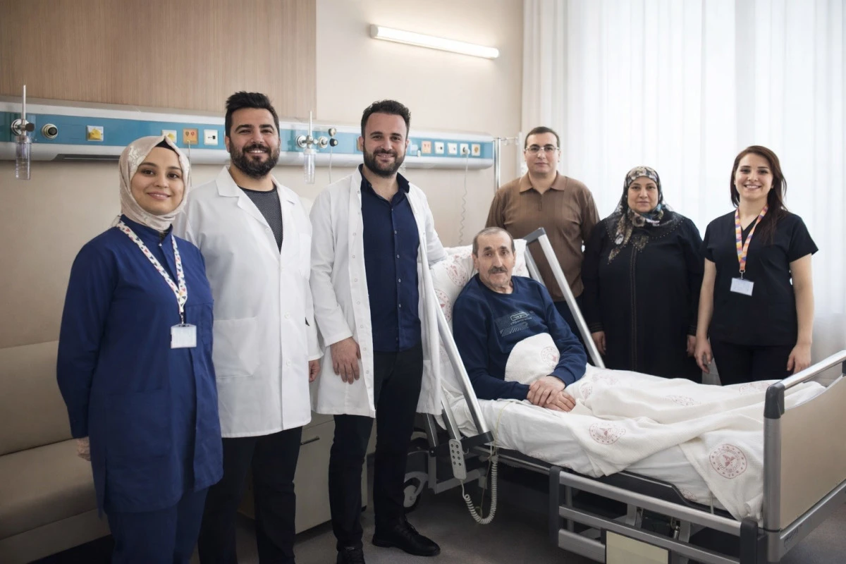 Şanlıurfa&rsquo;da Bir İlk: Omuzdan Girilerek Kalp Kapak&ccedil;ığı Değiştirildi!