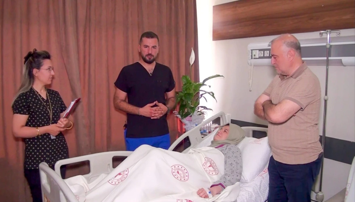 Şanlıurfa'da Tıbbi Mucize: Karnından 29 Santimetrelik Dev Miyom &Ccedil;ıkarıldı
