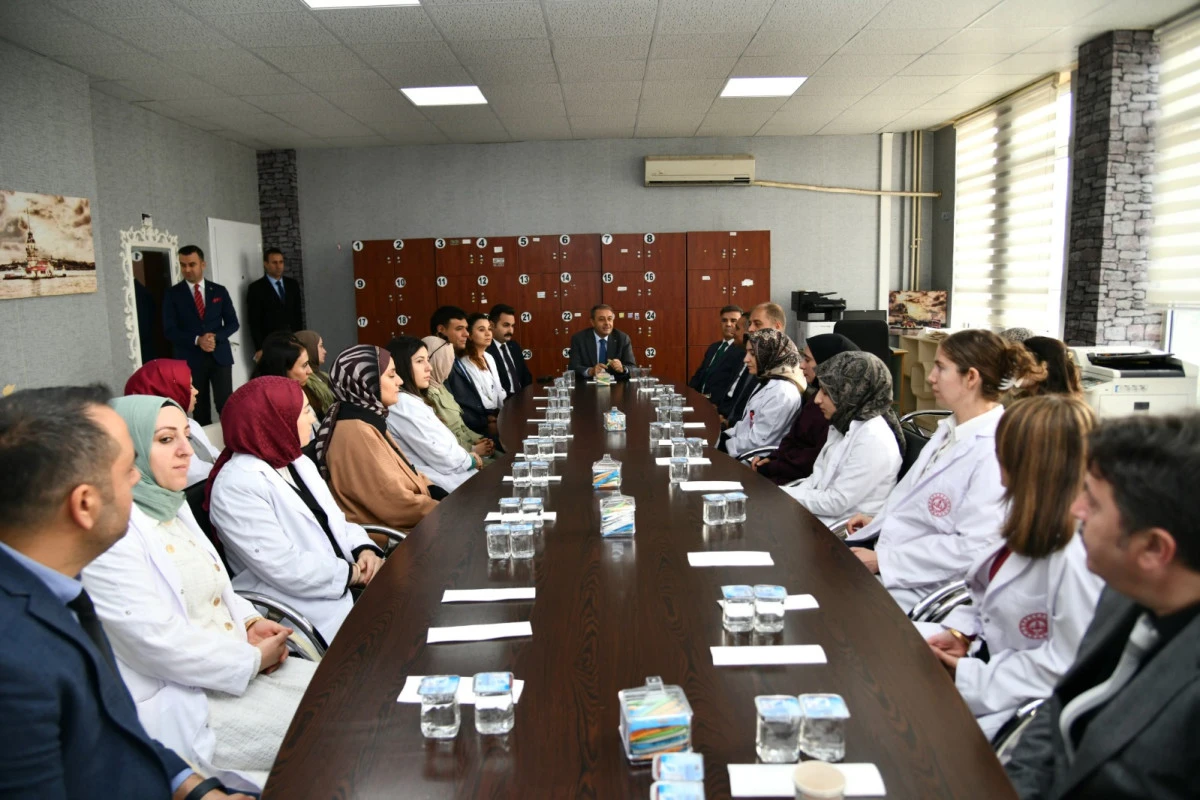 VALİ ŞILDAK, VİRANŞEHİR’E ÇIKARMA YAPTI 